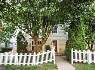 13725 Lark Song Dr, Germantown, MD 20874