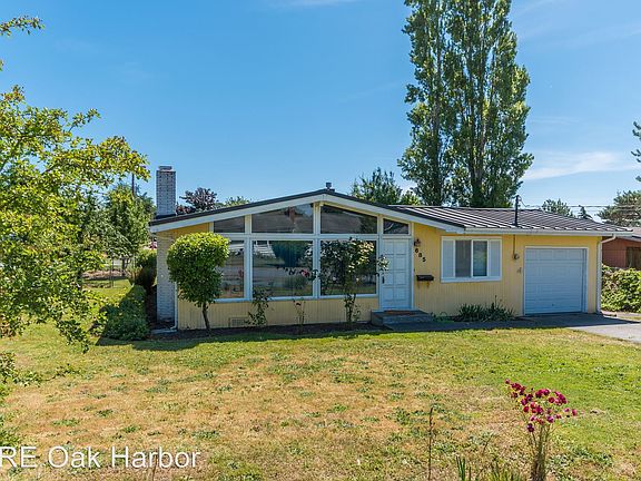 4th image of 685 SE 6th Ave