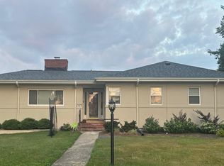 6404 Club Rd, Henrico, VA 23228