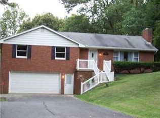 683 Rainbow Dr NW, Lancaster, OH