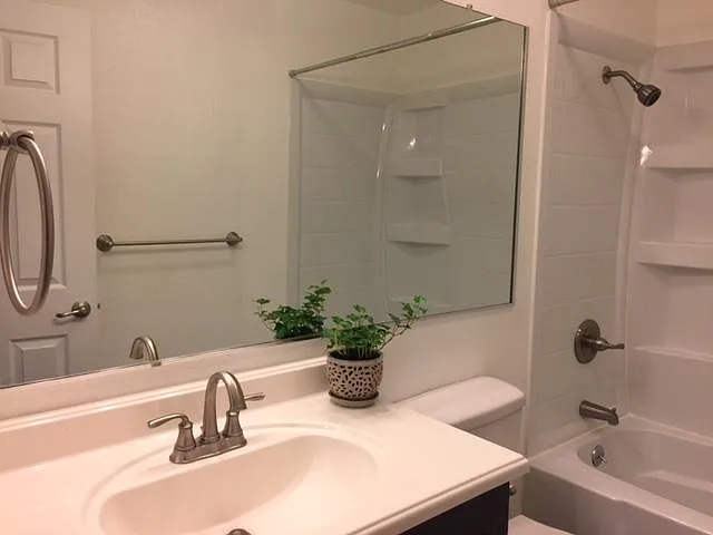 4516 Harmony Pl — Photo 8