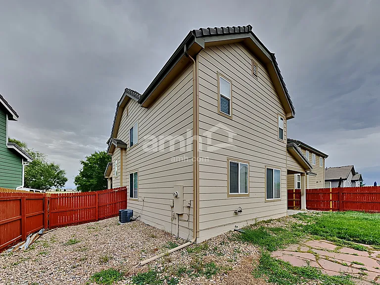 10031 Dillon Cir — Photo 17