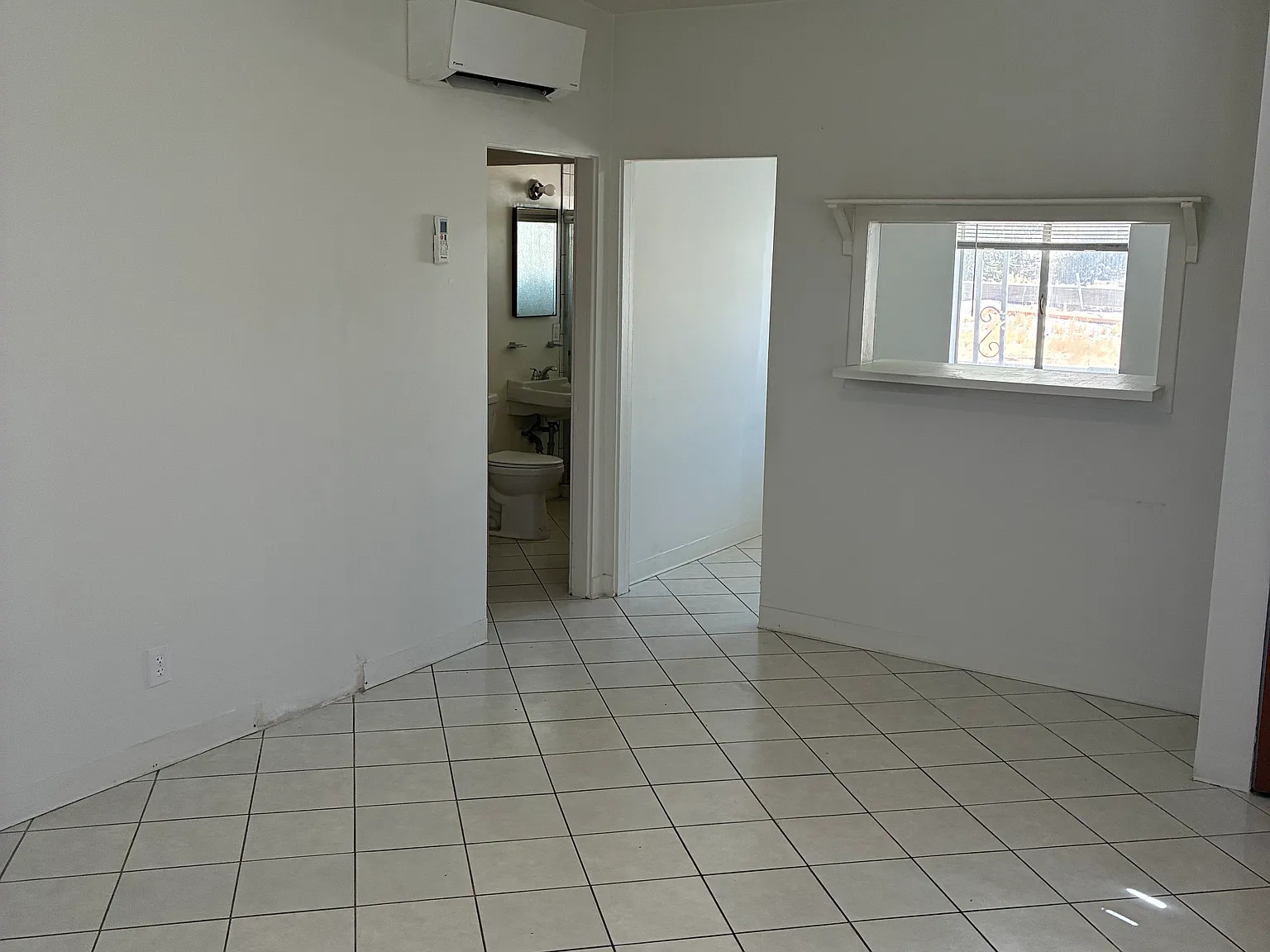 Studio, 500 sqft, $980 — Photo 1