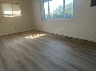 (Undisclosed Address), Akron, OH 44320
