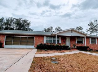 515 W 7th St, Frostproof, FL 33843