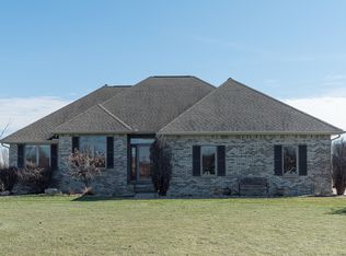 7585 Wood Brook Rd, Ann Arbor, MI 48103