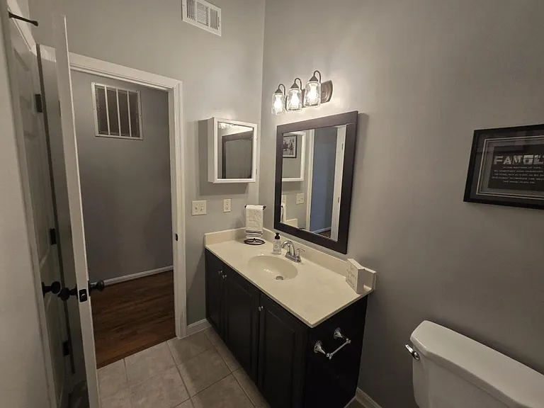 42 Charleston Ct — Photo 16