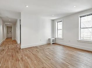 433 Maple St #2C, Brooklyn, NY 11225