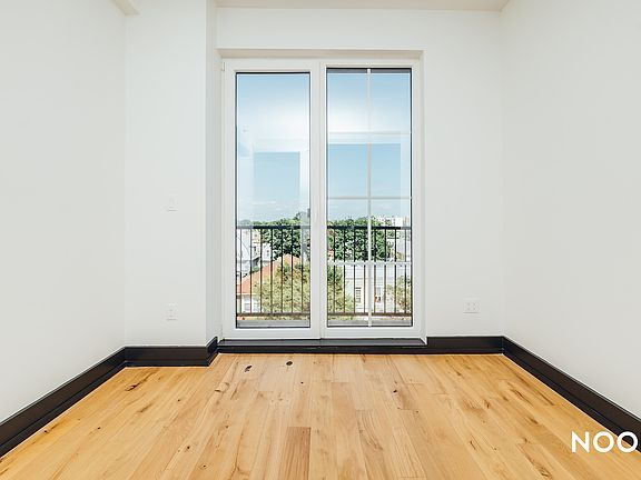 3rd image of 1270 New York Ave #3B
