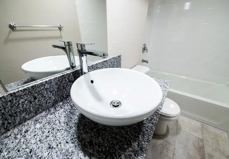1179 E Blaine Ave #1 — Photo 18