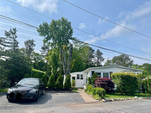 58 Old Country Rd UNIT 74
