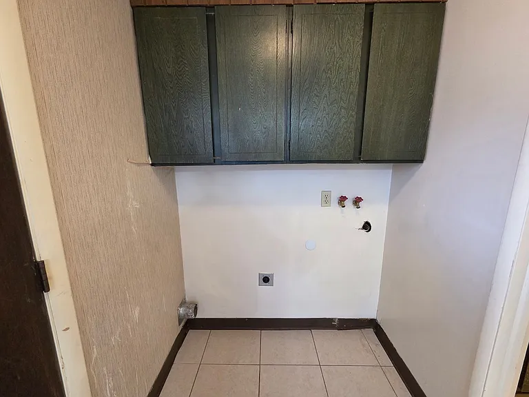 1165 Edgewood Dr — Photo 28