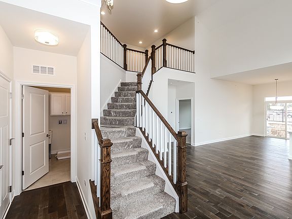 3rd image of 540 Peterson Ct Lot 5.04