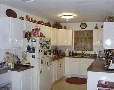 2nd image of 2305 Harbor Blvd