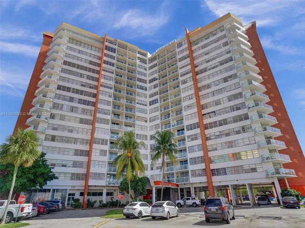 1351 NE Miami Gardens Dr APT 1205E, Miami, FL 33179