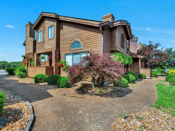 309 Hemingway Ln, Weldon Spring, MO 63304