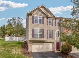 2002 Overlook Ct, Canonsburg, PA 15317