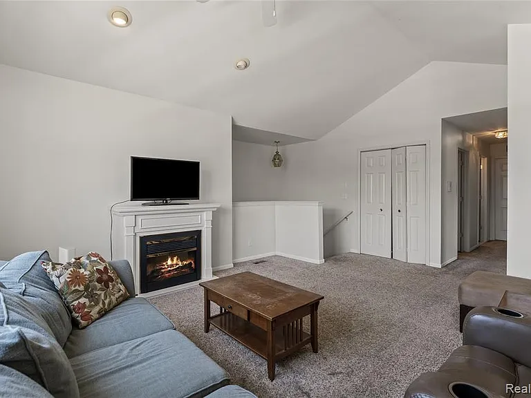 1861 Flagstone Cir — Photo 6