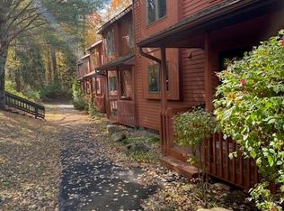 36 Freebern Rd, North Creek, NY 12853