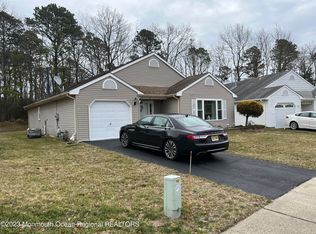 21 Springhill Dr, Brick, NJ 08724