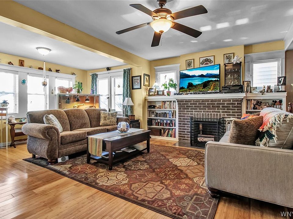 207 Hoyt St, Buffalo, NY 14213 Zillow