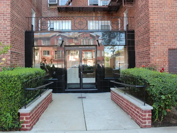 2461 East 29th Street image 1 of 11