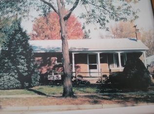 32432 Meadowbrook St, Livonia, MI 48154