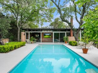 17922 Hilltop Dr, Helotes, TX 78023