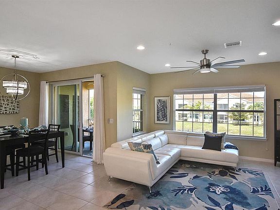5th image of 4242 Frontier Ln #106