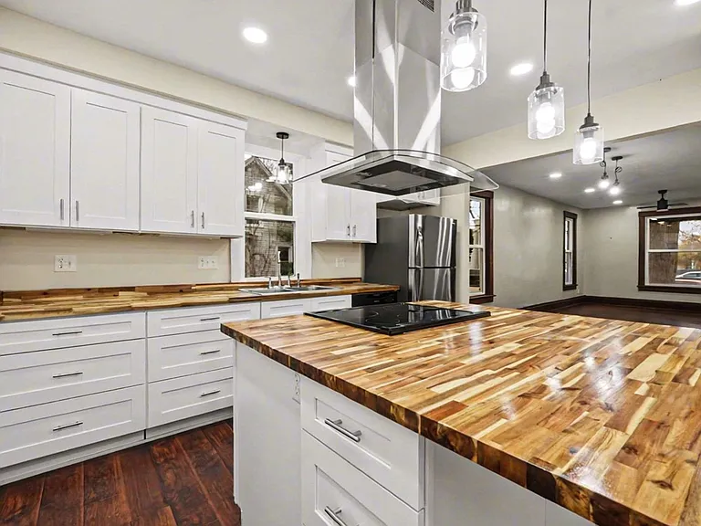 120 Depot St — Photo 9