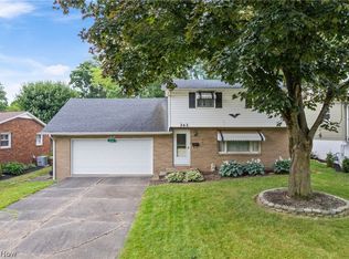 242 Hinderer Ave SW, Massillon, OH 44646
