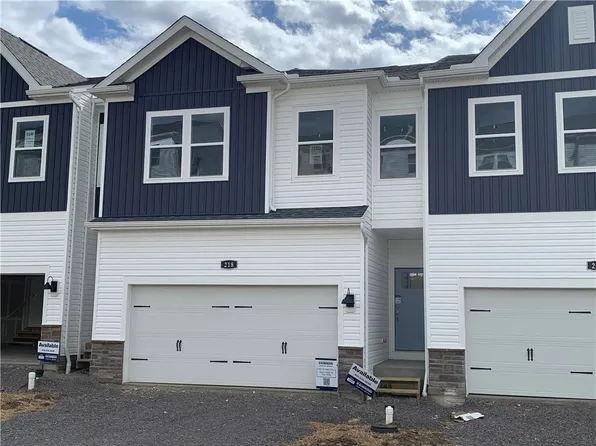 218 Paddock Ln, Harmony, PA 16037