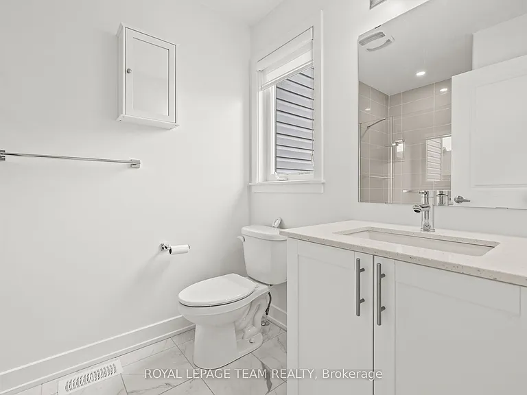 47 Moosonee Cres — Photo 14