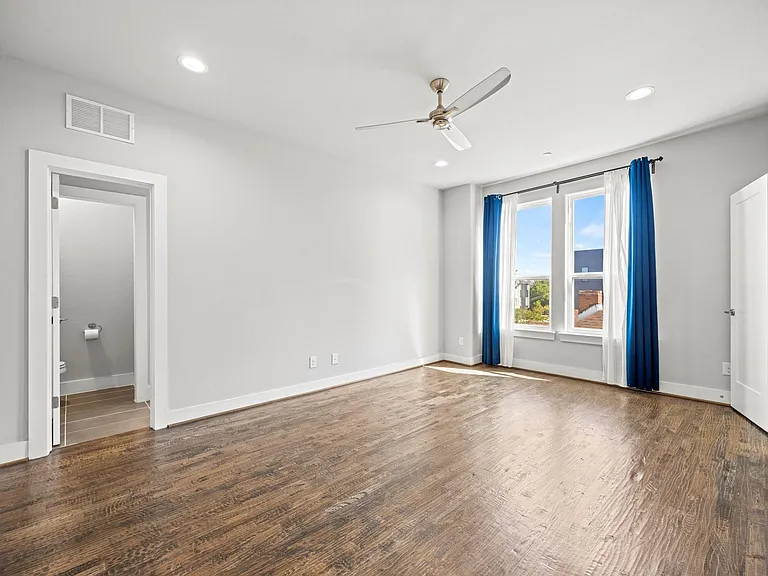 4690 Monarch St #20 — Photo 11