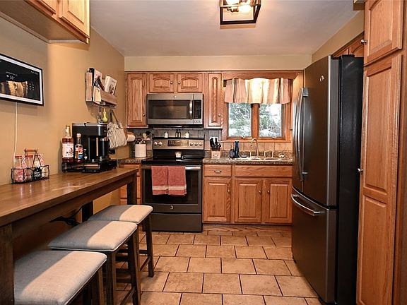 2nd image of 106 Neilson Dr