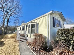 9 Chestnut Cir, Rockland, MA 02370