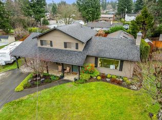 4988 Adrian Rd, Comox Valley, BC V9N 6T8