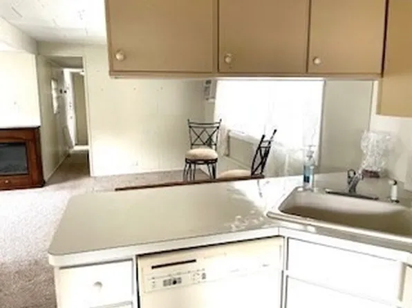 131 Washinton St #42, Foxboro, MA 02035