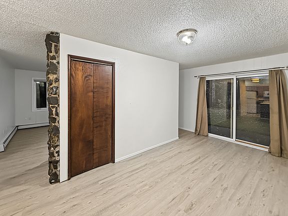 4th image of 5500 E 38th Ct #B