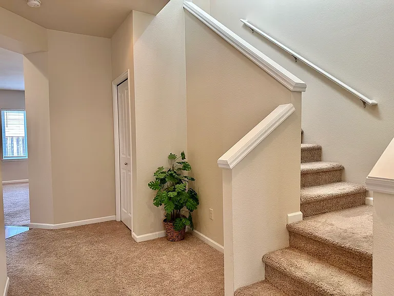 2671 Laura Vista Dr NW — Photo 53