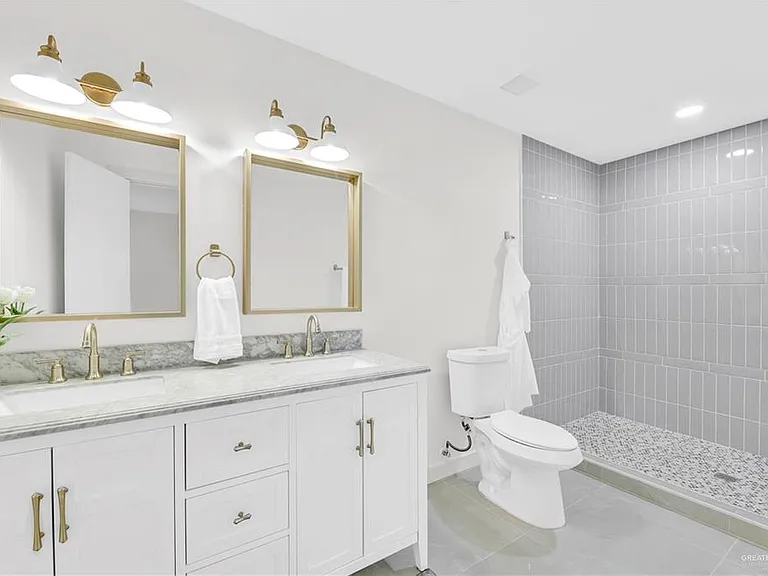 4406 Alejandro St — Photo 11