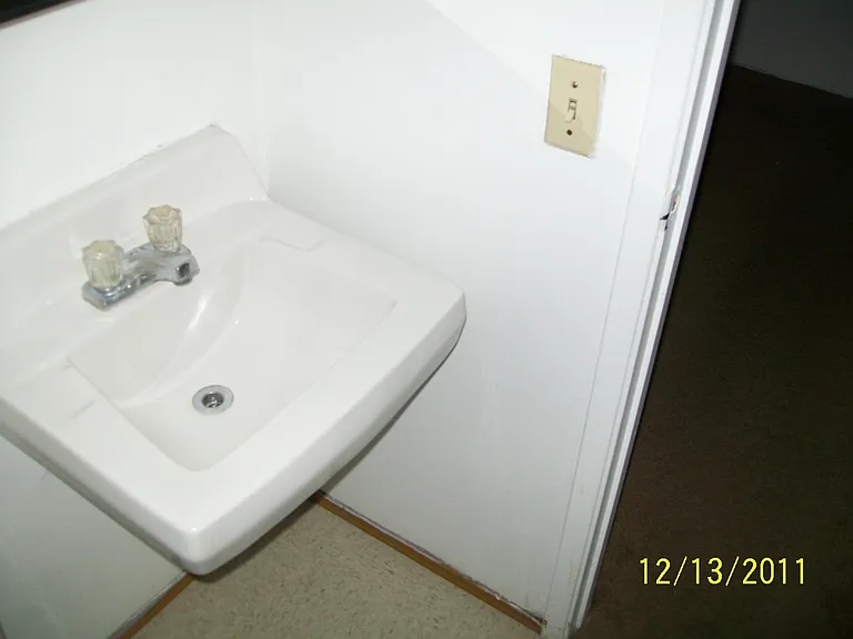 745 Rene Ct — Photo 11
