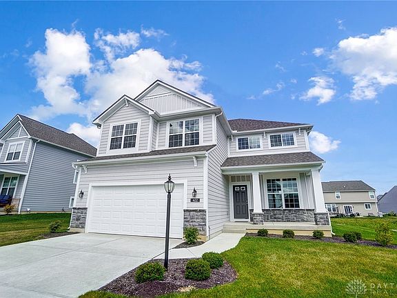 3rd image of 422 Hines Cir