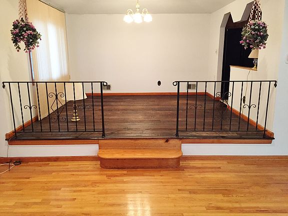 4th image of 115 Bryant Ave