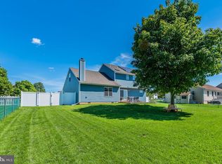 7 Flagstone Dr, Carlisle, PA 17015