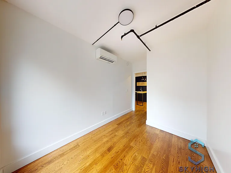 1801 Ocean Ave #3L — Photo 10