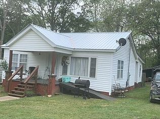 416 13th St, Opp, AL 36467