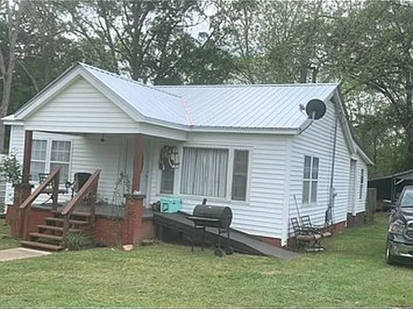 416 13th St, Opp, AL 36467