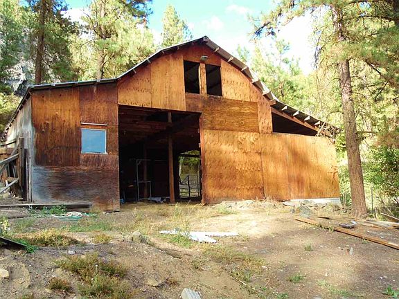 3rd image of 1763 Highway 395 S #E