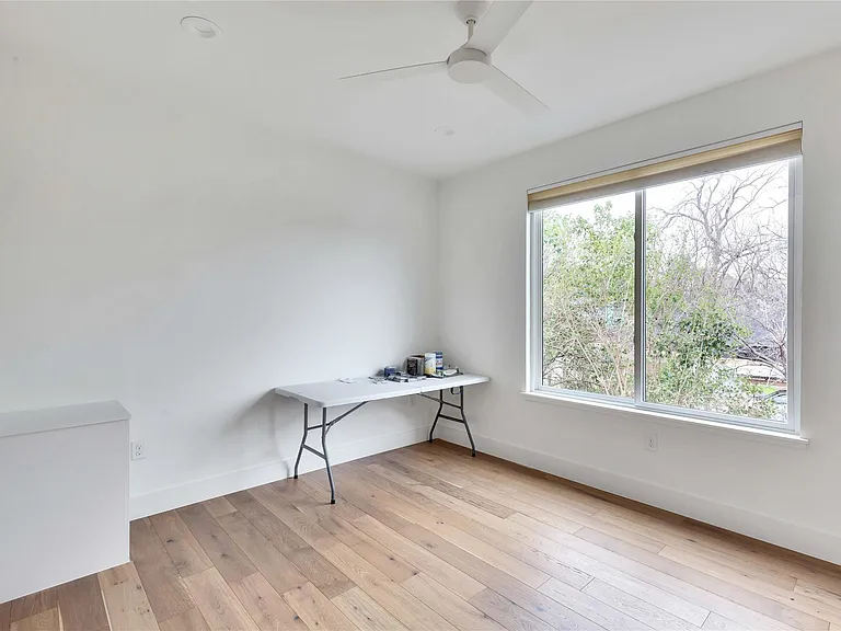 2509 Euclid Ave — Photo 26
